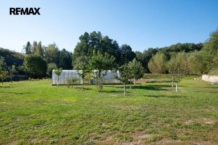 Prodej rodinného domu, Kundratice, 770 m2