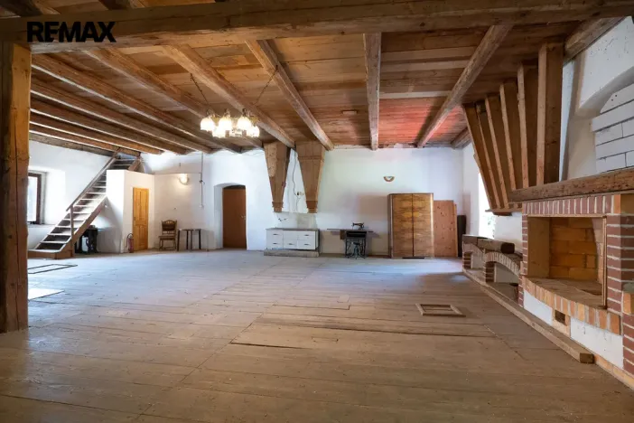 Prodej rodinného domu, Kundratice, 770 m2