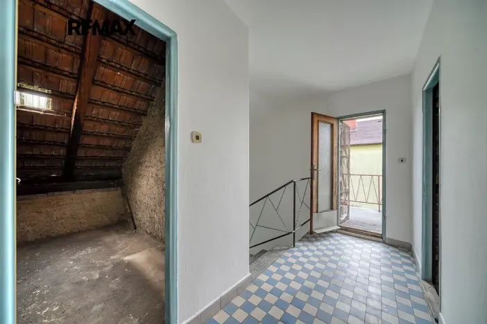 Prodej rodinného domu, Starý Kolín, B. Němcové, 87 m2