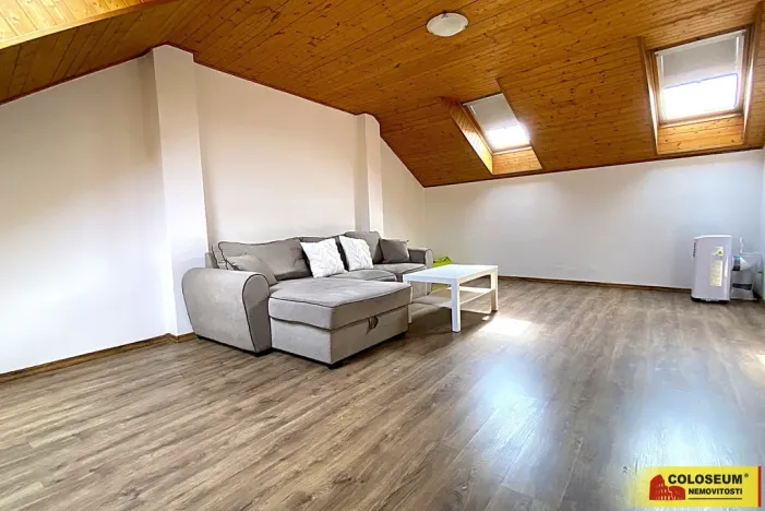 Pronájem bytu 2+1, Hodonín, 61 m2