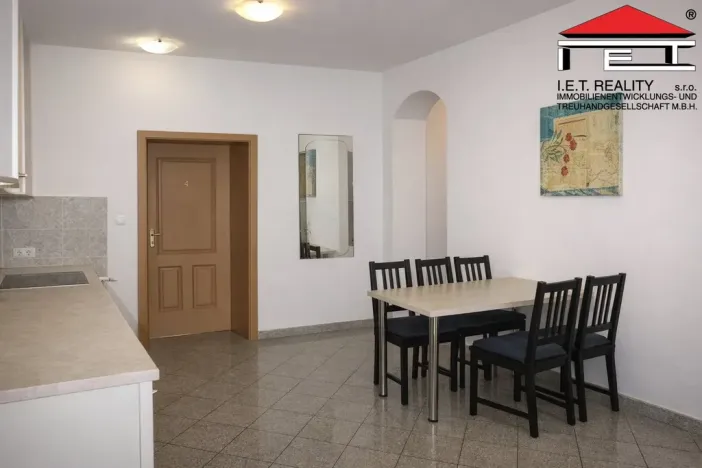 Pronájem bytu 1+kk, Brno, Bezručova, 24 m2