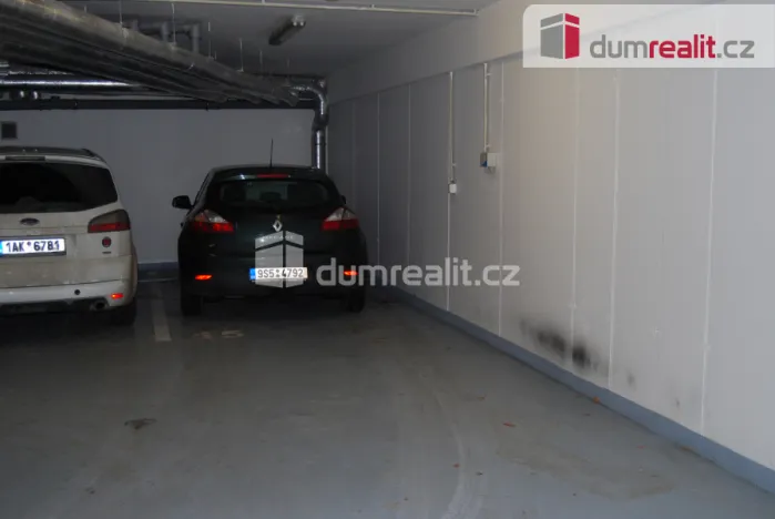 Pronájem bytu 2+kk, Praha - Prosek, Nad Krocínkou, 63 m2