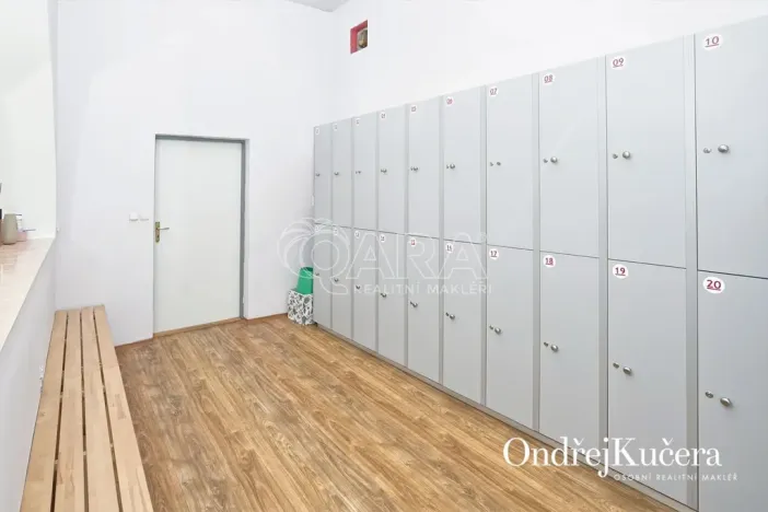 Prodej činžovního domu, Kladno, Osvoboz. pol. vězňů, 1000 m2