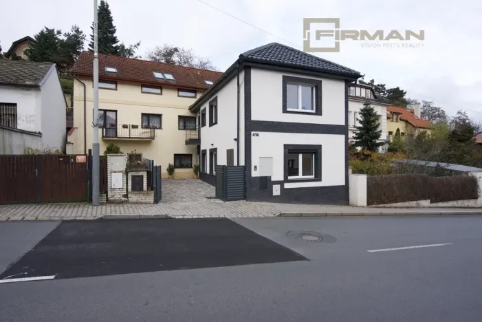 Prodej atypického bytu, Praha - Zbraslav, Elišky Přemyslovny, 110 m2