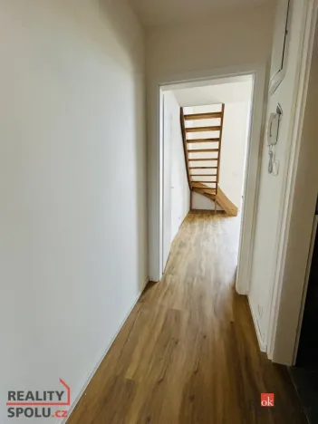 Pronájem bytu 2+kk, Opava - Kateřinky, Rolnická, 38 m2