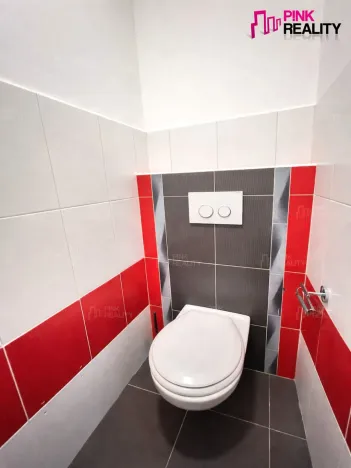 Pronájem bytu 2+1, Rychnov nad Kněžnou, Na Trávníku, 63 m2