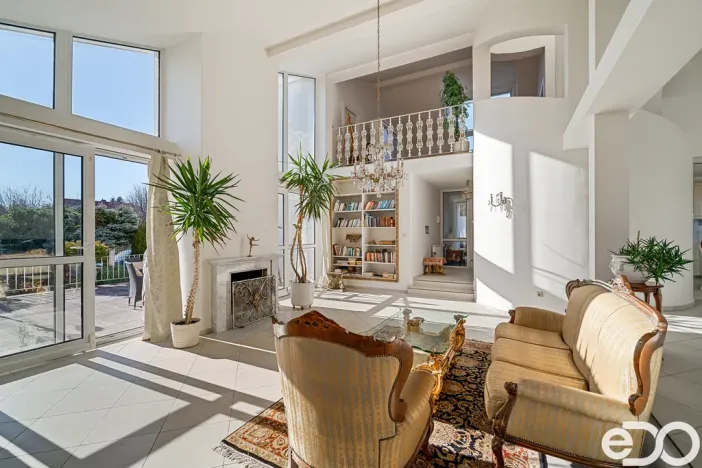 Prodej rodinného domu, Senohraby, Nad žlábky, 388 m2