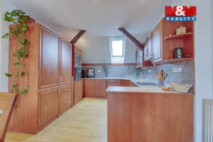 Prodej rodinného domu, Horní Kozolupy, 197 m2