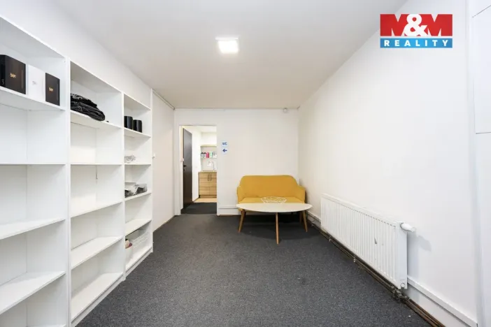 Pronájem skladu, Hlubočky, Fučíkova, 900 m2