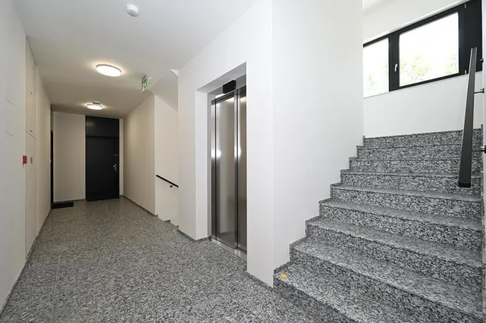 Pronájem bytu 2+kk, Praha - Jinonice, Barvitiova, 58 m2