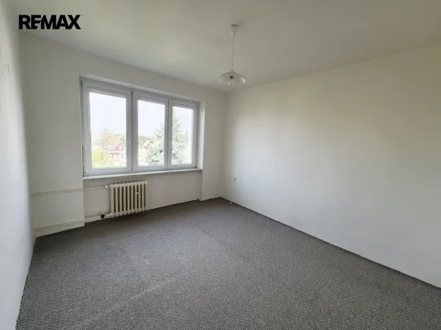 Pronájem bytu 2+1, Hradec Králové - Slezské Předměstí, třída SNP, 55 m2