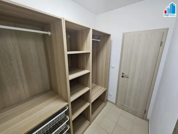 Pronájem bytu 1+kk, Plzeň - Jižní Předměstí, Rybářská, 39 m2