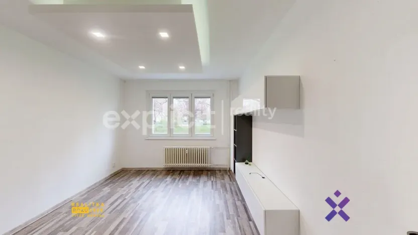 Pronájem bytu 2+1, Zlín - Malenovice, Husova, 50 m2