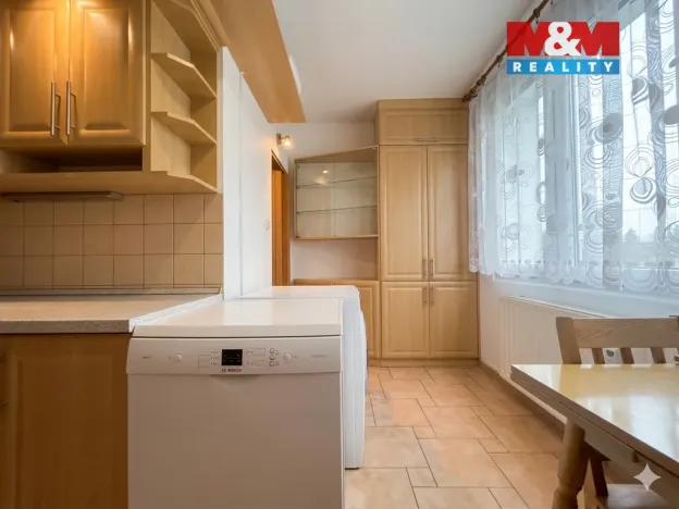 Pronájem bytu 3+1, Klatovy - Klatovy III, Plzeňská, 88 m2