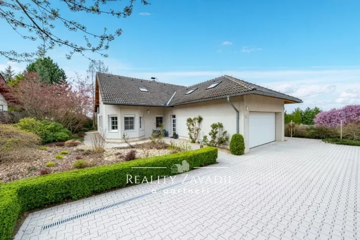 Pronájem rodinného domu, Popovičky, Na Skalce, 271 m2