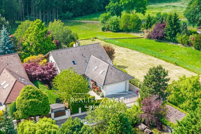 Pronájem rodinného domu, Popovičky, Na Skalce, 271 m2