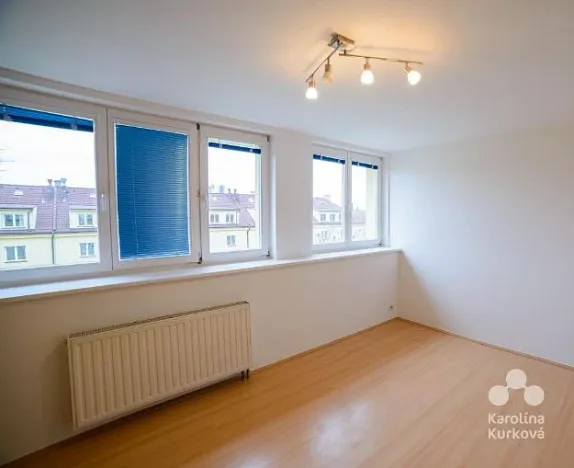 Pronájem bytu 3+kk, Praha - Strašnice, U kombinátu, 92 m2