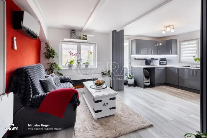 Prodej chaty, Kochánky, 104 m2