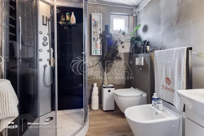 Prodej chaty, Kochánky, 104 m2