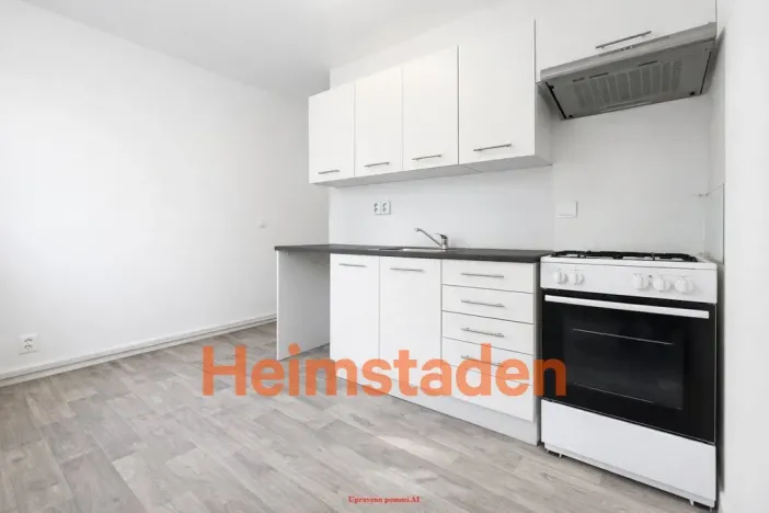 Pronájem bytu 3+1, Karviná - Hranice, Slovenská, 72 m2