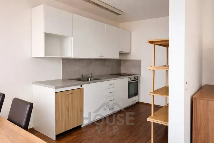 Prodej bytu 3+1, Praha - Černý Most, Vašátkova, 70 m2