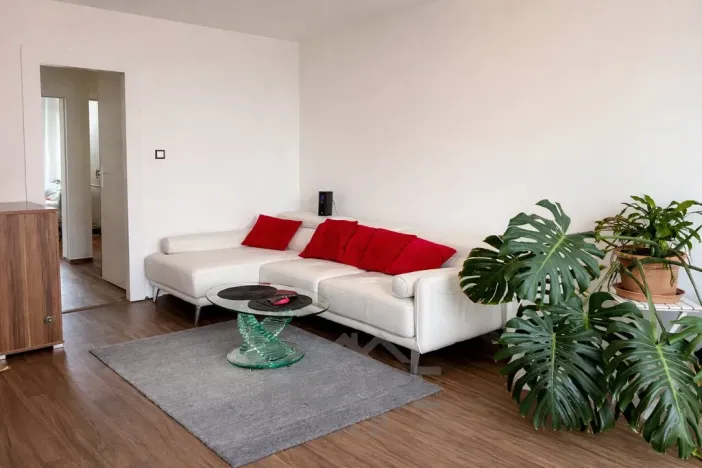 Prodej bytu 3+1, Praha - Černý Most, Vašátkova, 70 m2