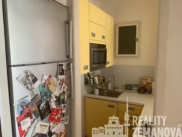 Pronájem bytu 2+kk, Praha - Bubeneč, Verdunská, 41 m2