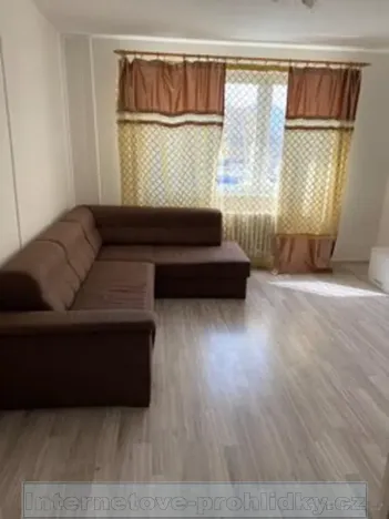 Pronájem bytu 2+kk, Stráž pod Ralskem, Máchova, 50 m2