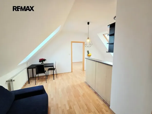 Prodej bytu 2+kk, Jesenice, Příčná I., 45 m2