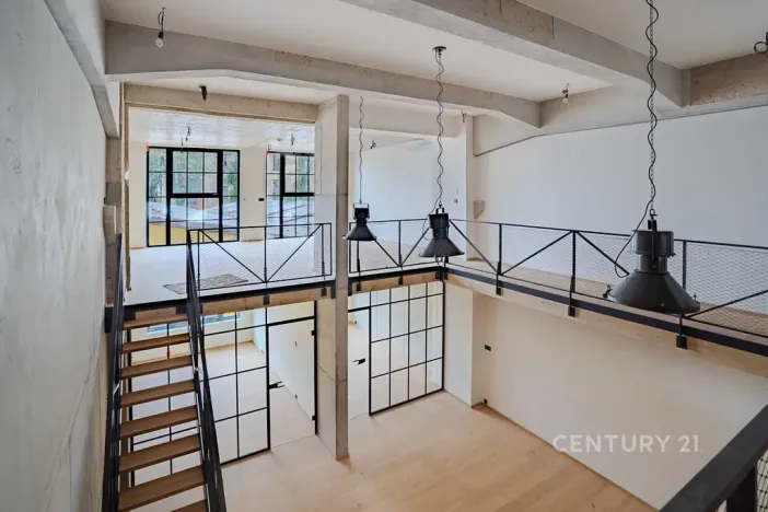 Prodej kanceláře, Praha - Vysočany, Kolbenova, 176 m2