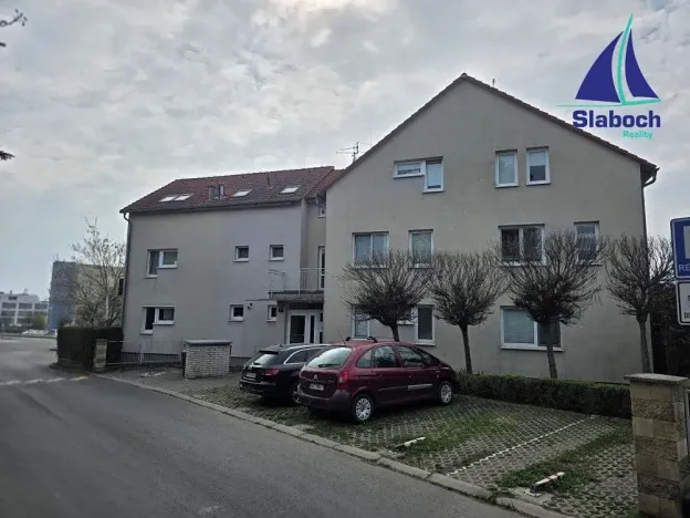 Pronájem bytu 1+kk, Praha - Stodůlky, U dálnice, 38 m2