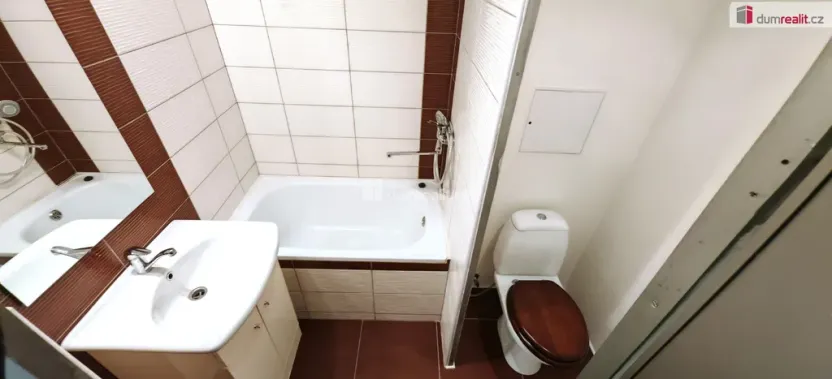 Pronájem bytu 1+kk, Děčín - Děčín III-Staré Město, Žerotínova, 28 m2