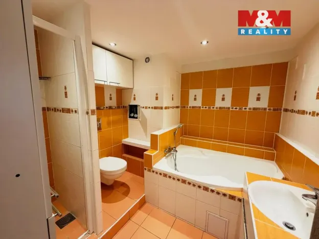 Prodej bytu 3+1, Ústí nad Labem - Severní Terasa, Brandtova, 78 m2