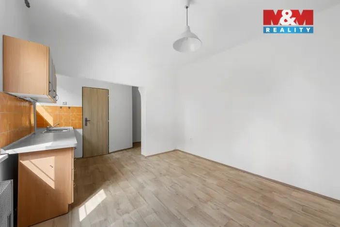 Pronájem bytu 1+kk, Děčín - Děčín I-Děčín, Zámecká, 19 m2
