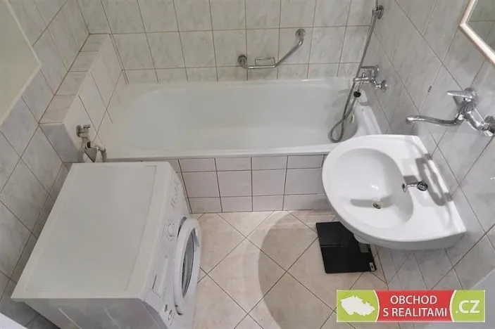 Pronájem bytu 3+1, Praha, Květnového vítězství, 77 m2