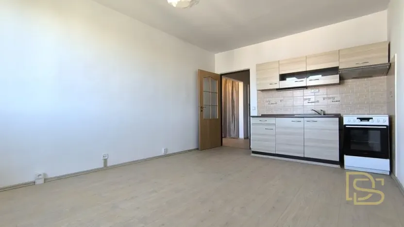 Pronájem bytu 2+kk, Brno - Židenice, Velkopavlovická, 43 m2