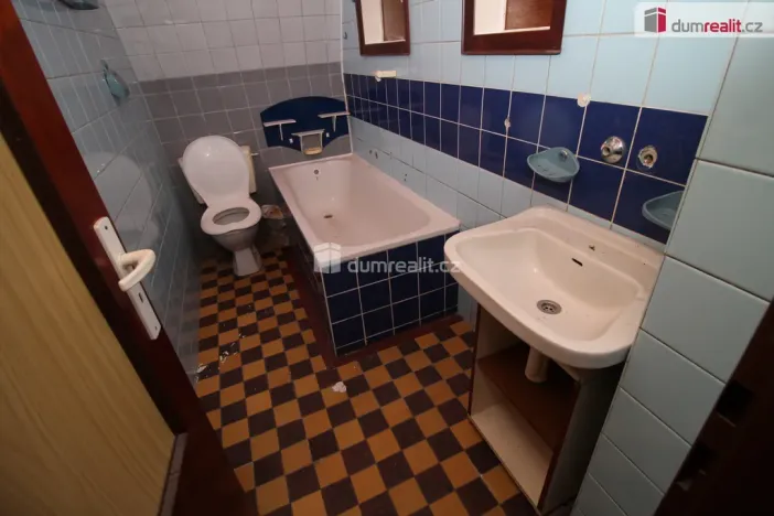 Prodej činžovního domu, Dalovice, Bohatická, 420 m2