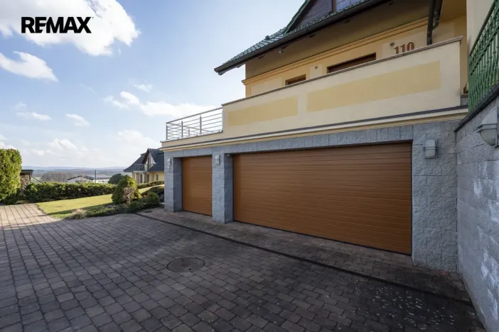 Prodej vícegeneračního domu, Fryšták - Vítová, 615 m2