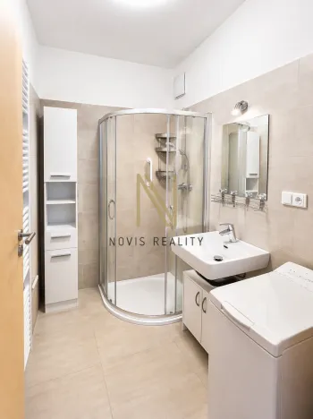 Pronájem bytu 1+kk, Plzeň, Vysoká, 37 m2