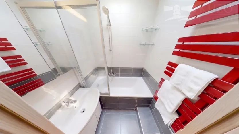 Pronájem bytu 2+kk, Praha, Oravská, 51 m2