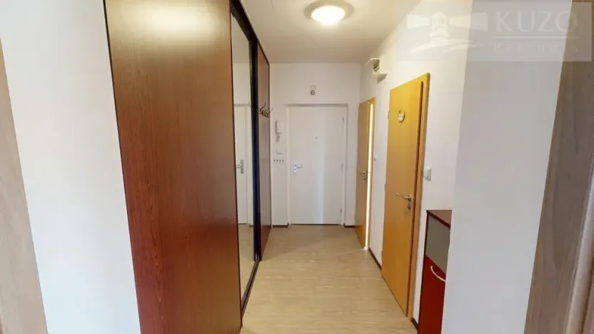 Pronájem bytu 2+kk, Praha, Oravská, 51 m2