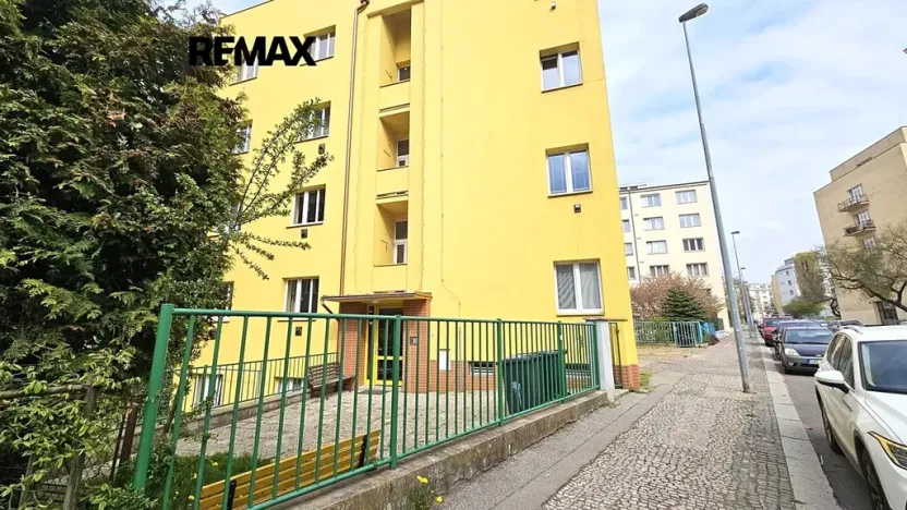 Pronájem bytu 2+kk, Praha - Břevnov, Junácká, 50 m2