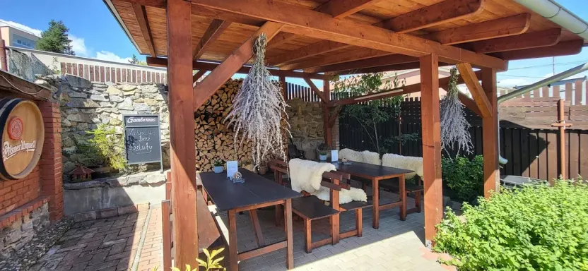 Pronájem obchodního prostoru, Ostopovice, Osvobození, 10 m2