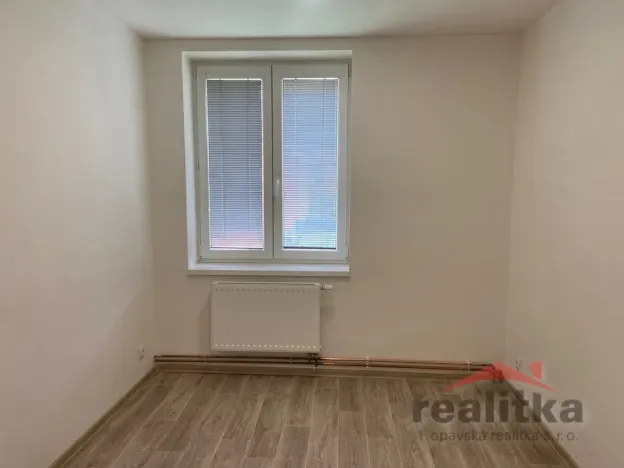 Pronájem bytu 2+kk, Opava - Předměstí, Těšínská, 35 m2