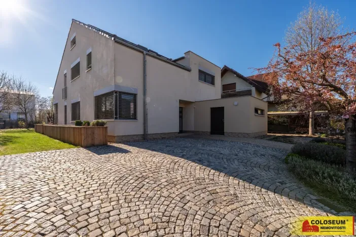 Prodej rodinného domu, Bílovice nad Svitavou, 287 m2