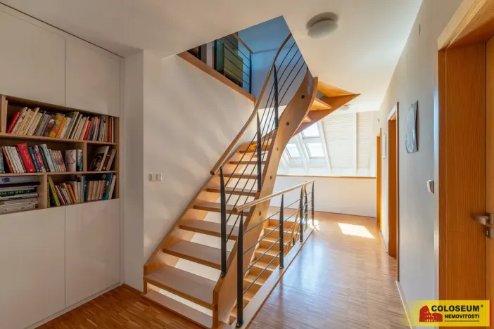 Prodej rodinného domu, Bílovice nad Svitavou, 287 m2