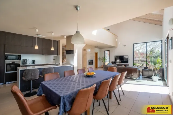 Prodej rodinného domu, Bílovice nad Svitavou, 287 m2