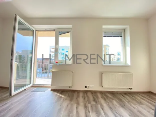 Pronájem bytu 1+kk, Praha - Hostivař, Bratislavská, 35 m2