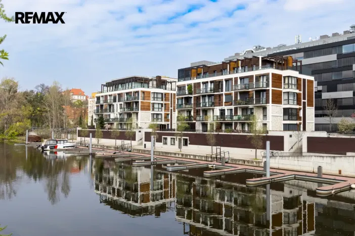 Pronájem bytu 3+kk, Praha - Libeň, Voctářova, 82 m2