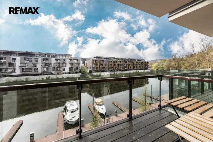 Pronájem bytu 3+kk, Praha - Libeň, Voctářova, 82 m2